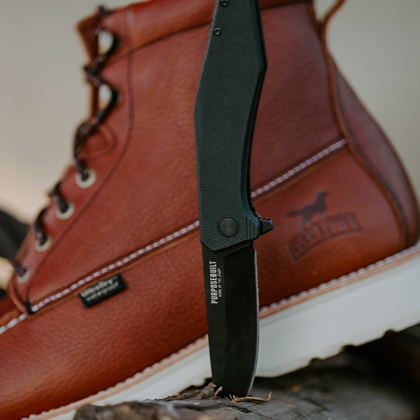Free Knife with Boot Purchase