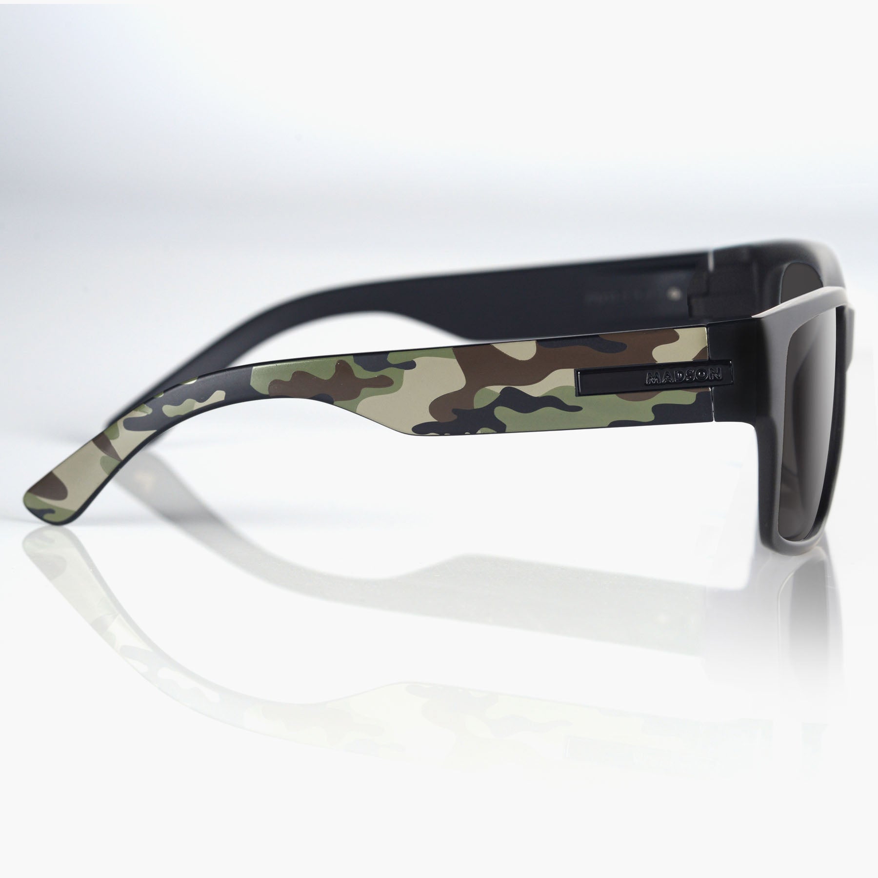 Classico - Black Memorial Camo / Grey Polarized