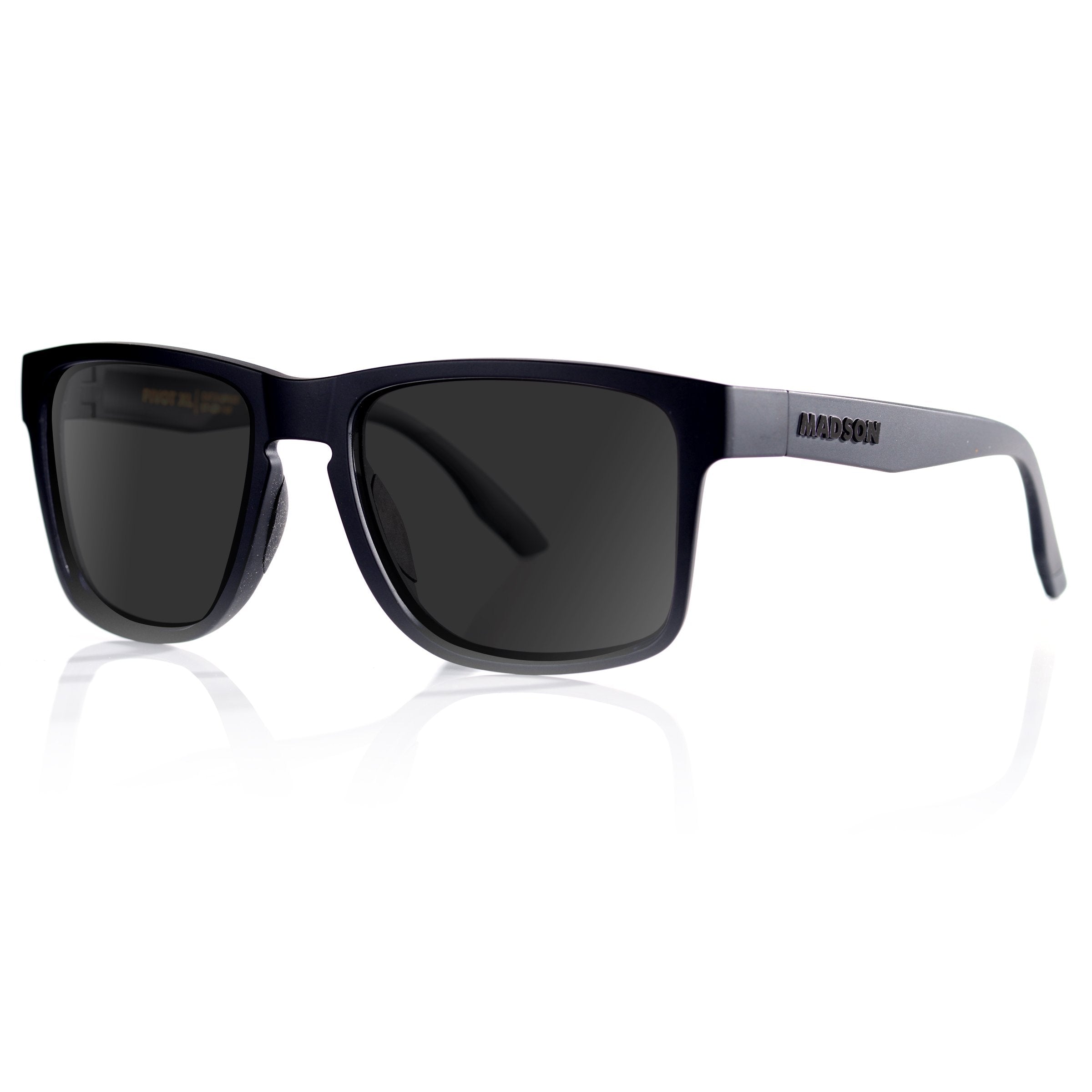 Pivot XL - Black on Black / Grey Polarized