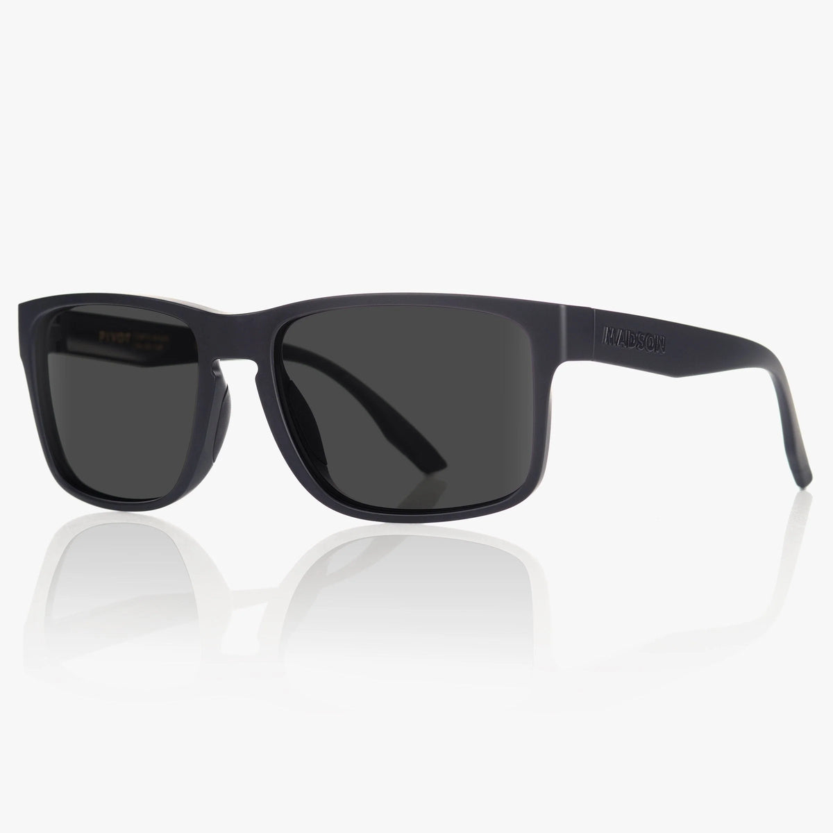 PIVOT Black on Black - Grey Polarized