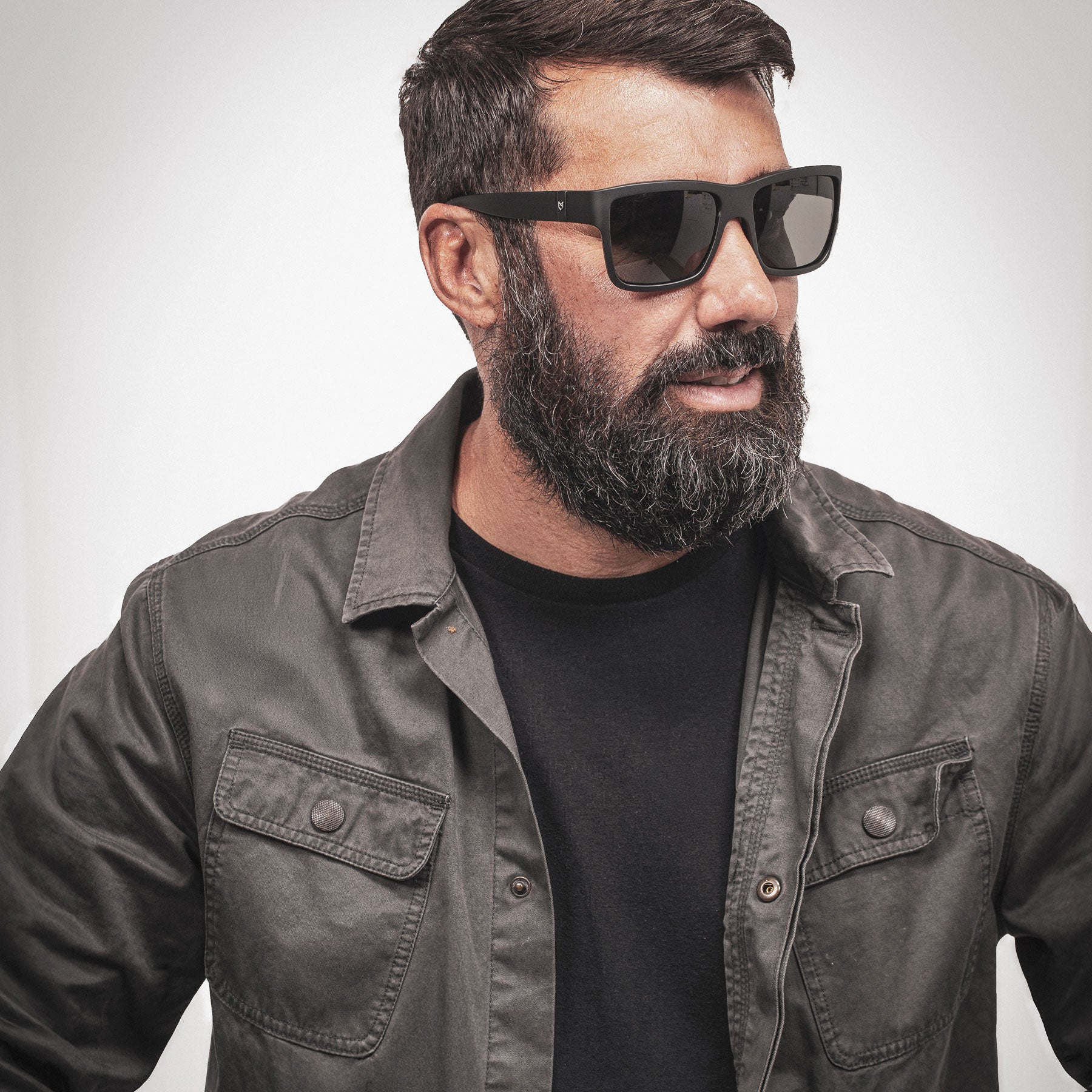 Piston XL - Black on Black / Grey Polarized